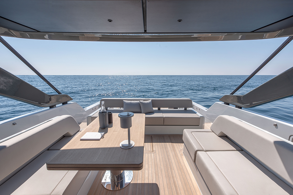 Al-fresco dining